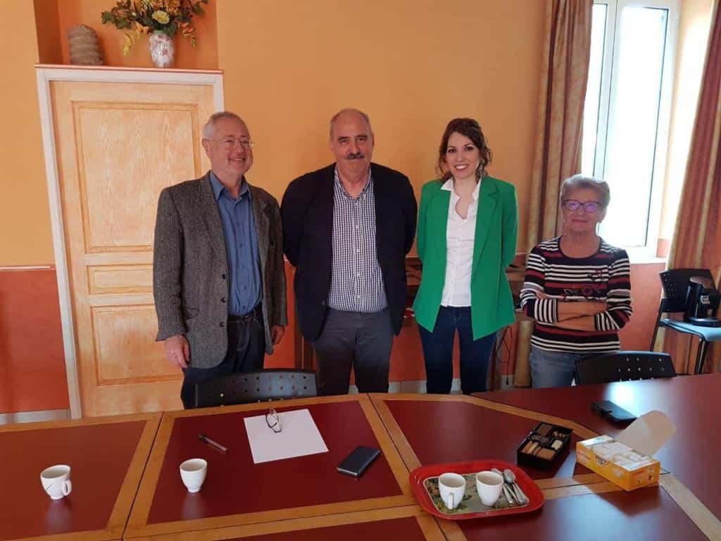 Durant la pause parlementaire, j'ai rendu visite aux élus des communes de Compreignac, Peyrilhac, Cieux, Veyrac, Saint-Gence, Saint-Martin-le-Mault, Lussac-les-Eglises, Verneuil-Moustiers, Tersanne et Dinsac.