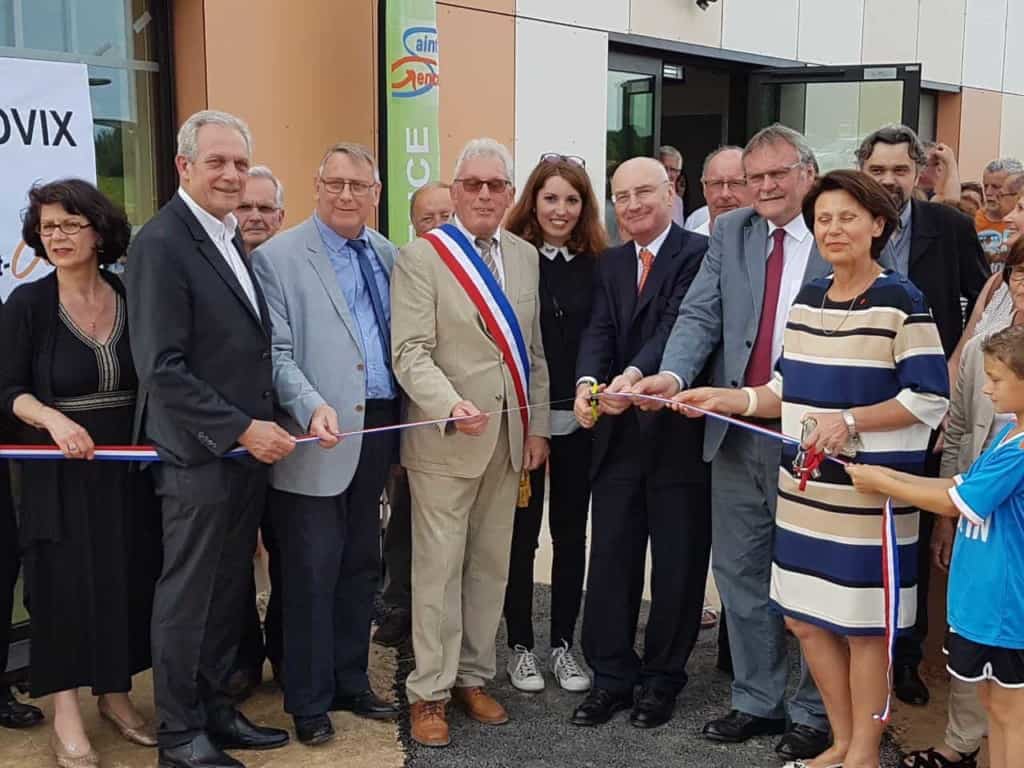 Présente à l'inauguration du gymnase de Saint-Gence 