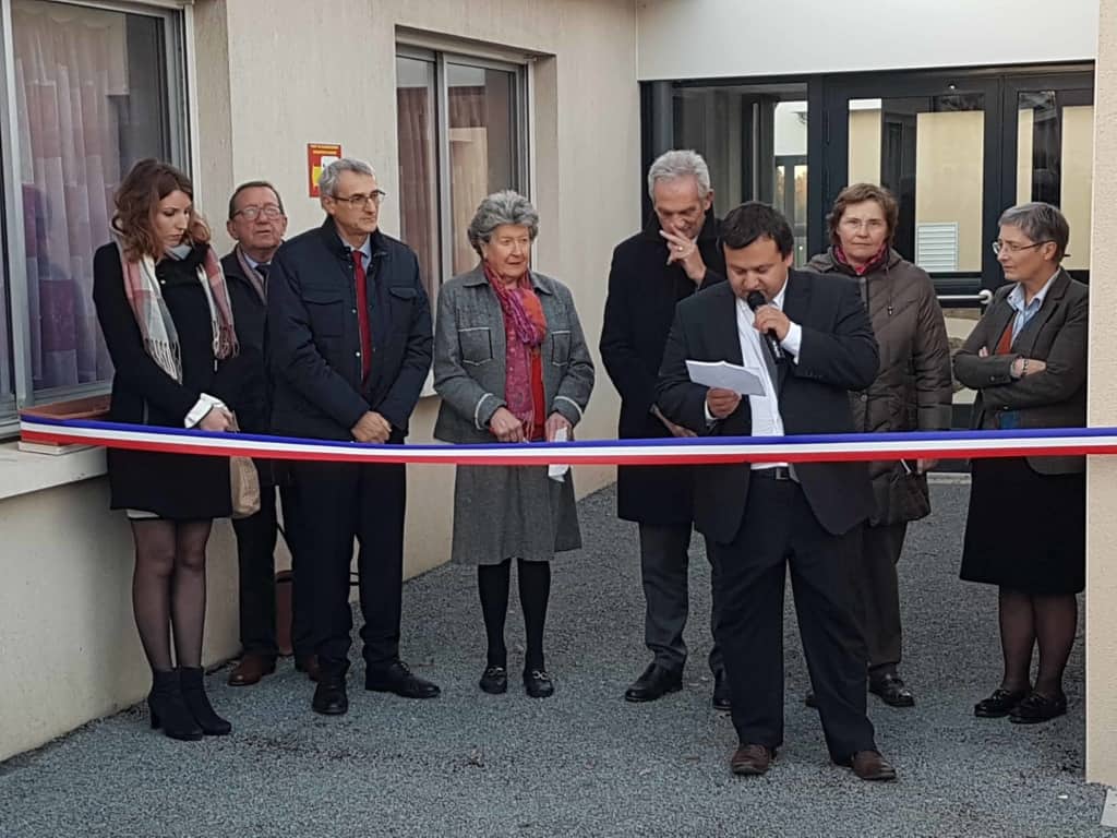 Présente à l'inauguration des nouveaux locaux de l'AREHA à Bellac.
