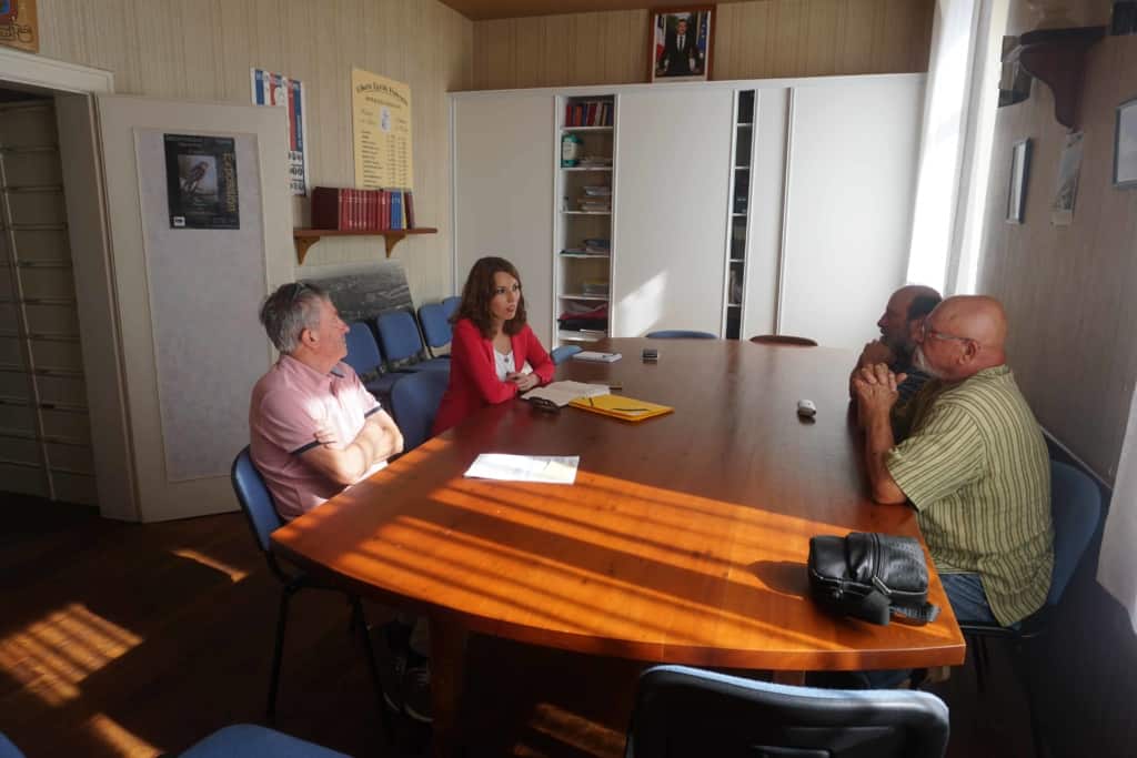 Ce matin, j'ai rencontré Monsieur Jean-Jacques DUPRAT, Maire de Chamborêt, et Monsieur Jean-Claude VIRONDEAU, maire de Vaulry et ses adjoints.