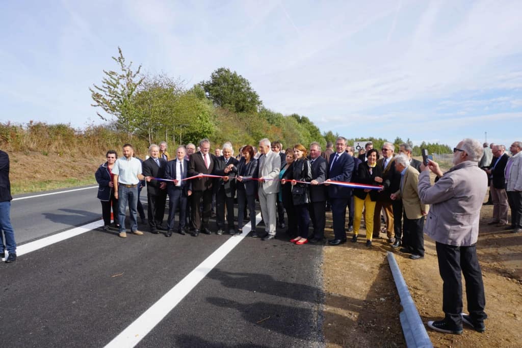 Ce matin, j’ai eu plaisir à revenir au Parc d'Activités de la Croisière pour inaugurer la bretelle autoroutière 23A. Longtemps attendue, cette infrastructure permet une meilleure accessibilité du site.