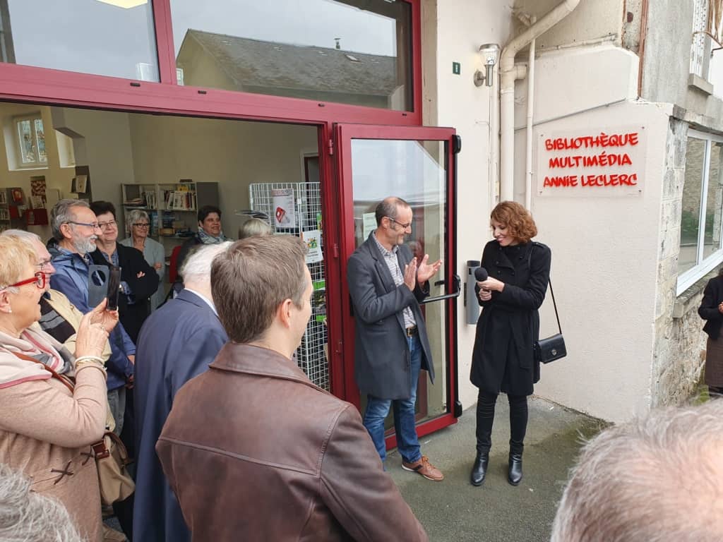 La bibliothèque de Saint-Sulpice-Laurière a désormais un nom : celui d'Annie Leclerc, native de la commune.