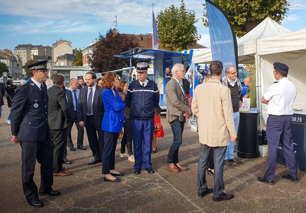 Présente ce matin à l'ouverture du village de la sécurité sur le site de la caserne Marceau à Limoges.