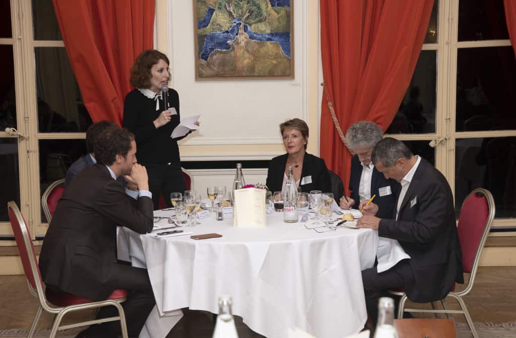 A Paris pour animer le débat du club parlementaire Audiovisuel et Médias, que je co-préside, sur l'avenir du système de financement de la création et des contenus.
