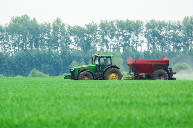 J'ai interrogé M. le ministre de l'agriculture et de l'alimentation sur la question des paiements redistributifs dans le premier pilier de la PAC.