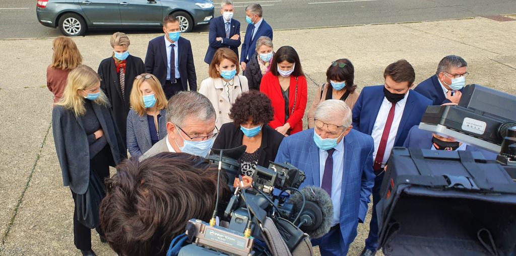 Visite de Madame Frédérique Vidal, Ministre de l’Enseignement supérieur, de la Recherche et de l’Innovation à l'ensil-ensci de Limoges.