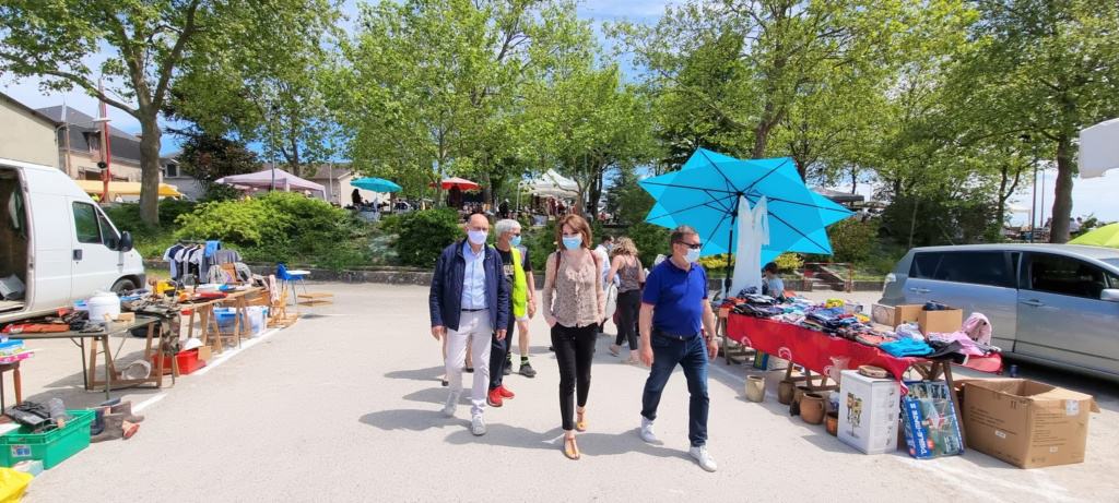 J'étais présente à l’inauguration du traditionnel vide-grenier d'Isle.