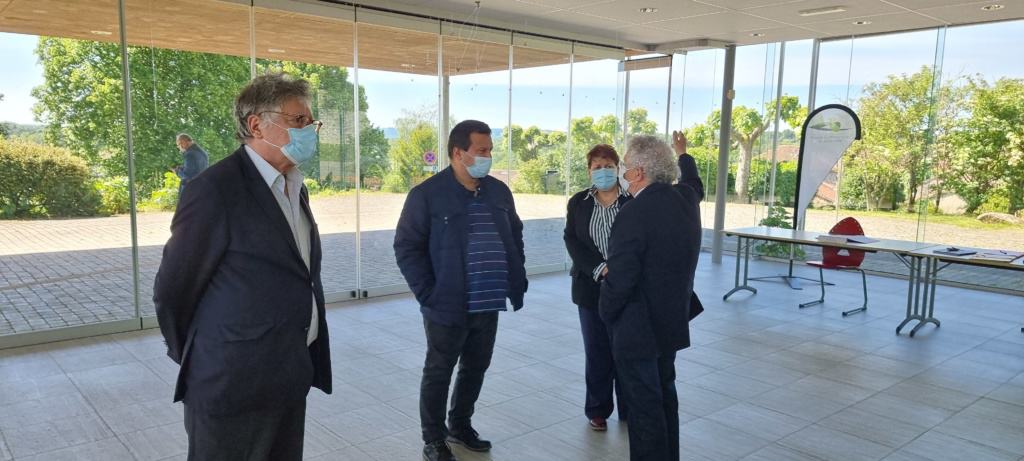 Mon suppléant Ludovic Dubois m'a représentée lors de la signature de l’adhésion des communes de Bellac, du Dorat et de la communauté de communes du Haut Limousin en Marche au programme national Petites Villes de Demain.